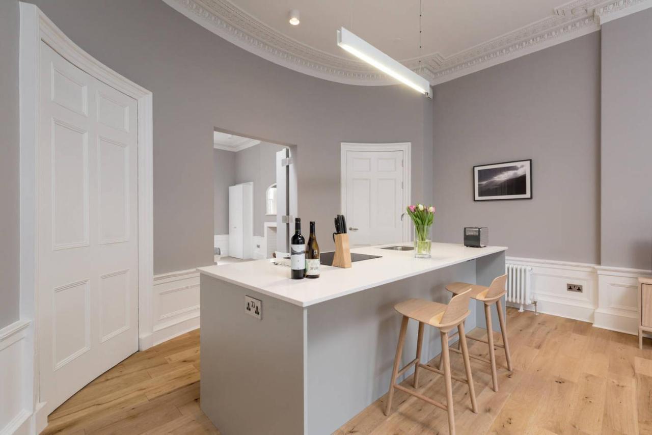Joivy Spacious And Bright 1Bed Apt, Short Walk From Princes Street EDI Exterior foto